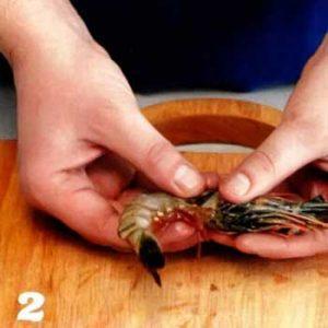 Как очистить креветки