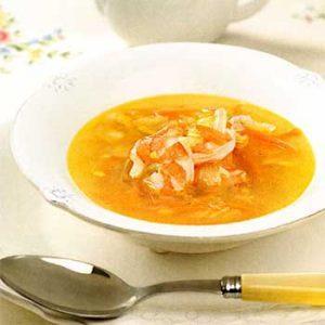 Суп с креветками и «снежной» заправкой