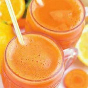 Апельсиново-лимонный напиток с морковью