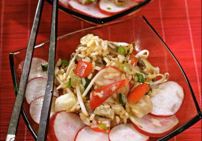Салат с рисом и грибами в китайском стиле
